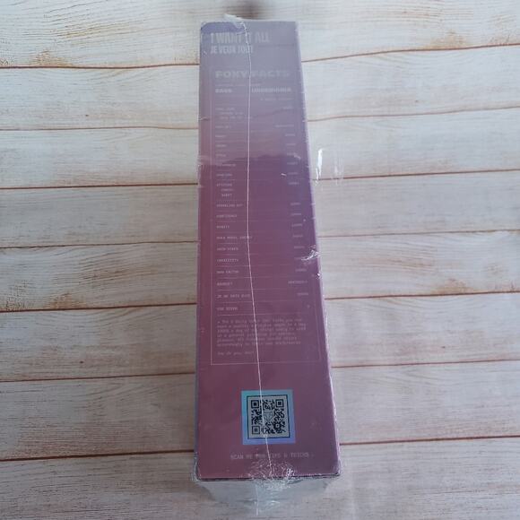 Foxybae I Want It All Blowout Brush, Flat Iron, Curling Wand and Heat Spray Set - Picture 4 of 8